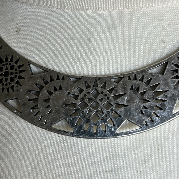 Lucky brand silver chocker beautiful and rare find - Picture 4 of 4